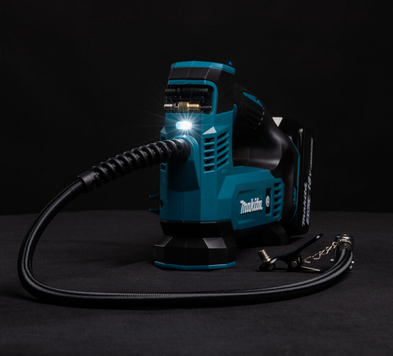 Makita DMP180Z akkukompres­sori – runkoversio